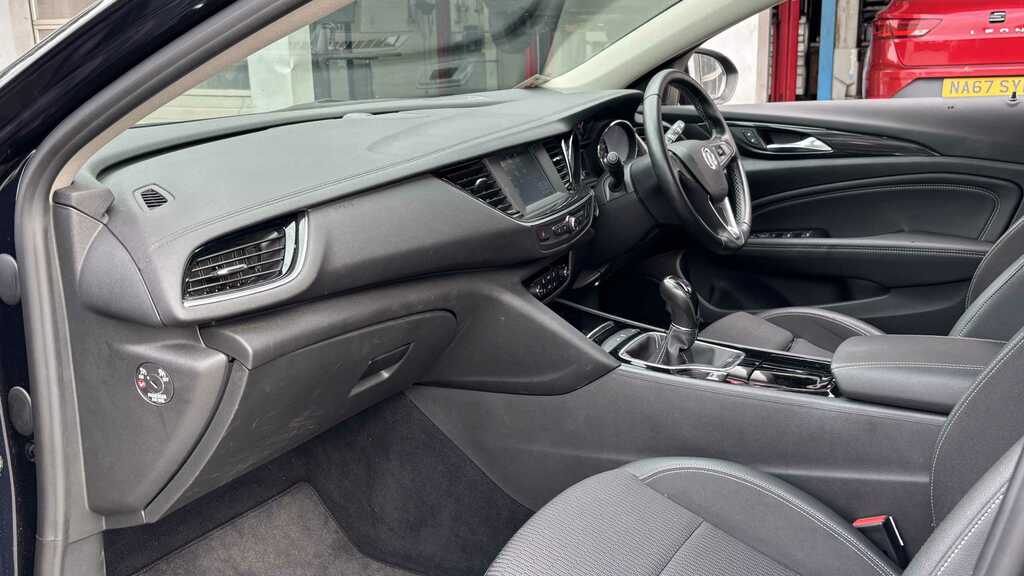 Vauxhall Insignia Hatchback Silver #8