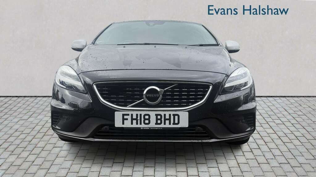 Volvo V40 T3 152 R Design Nav Plus 2018 Black #5