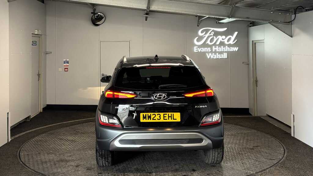 Hyundai Kona 1.0 Tgdi 48V Mhev Premium 2023 Black #6