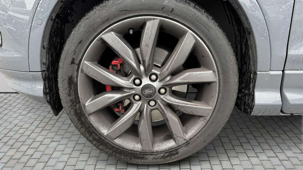 Ford Kuga Titanium Edition Black #7
