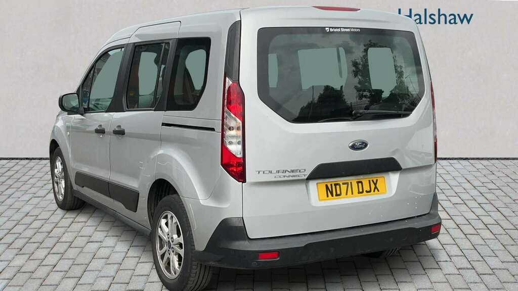 Ford Tourneo Connect 1.5 Ecoblue 120 Zetec 2021 Silver #2