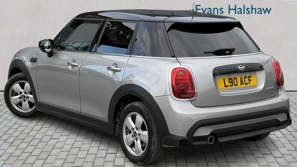 Mini Hatch E Classic Yellow #2