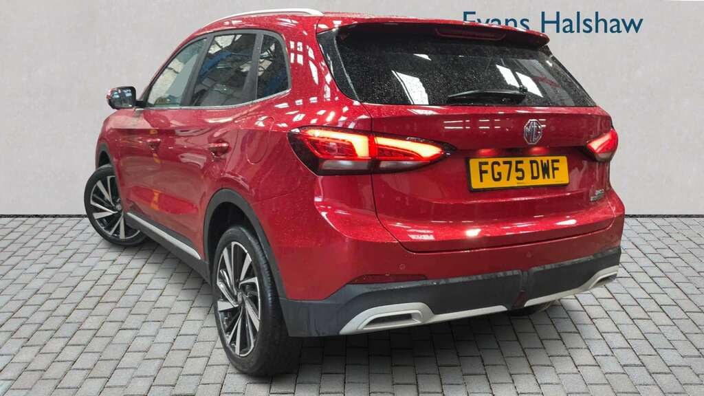MG ZS 1.5 Hybrid Trophy 2025 Red #2