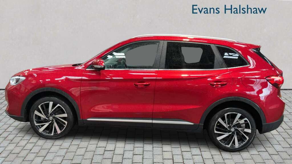 MG ZS 1.5 Hybrid Trophy 2025 Red #3