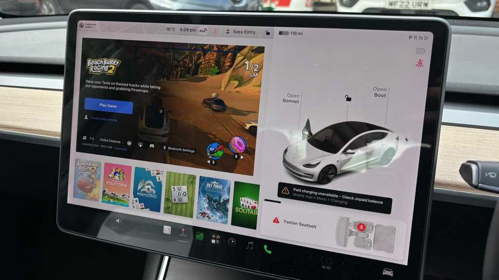 Tesla Model 3 Saloon Grey #16