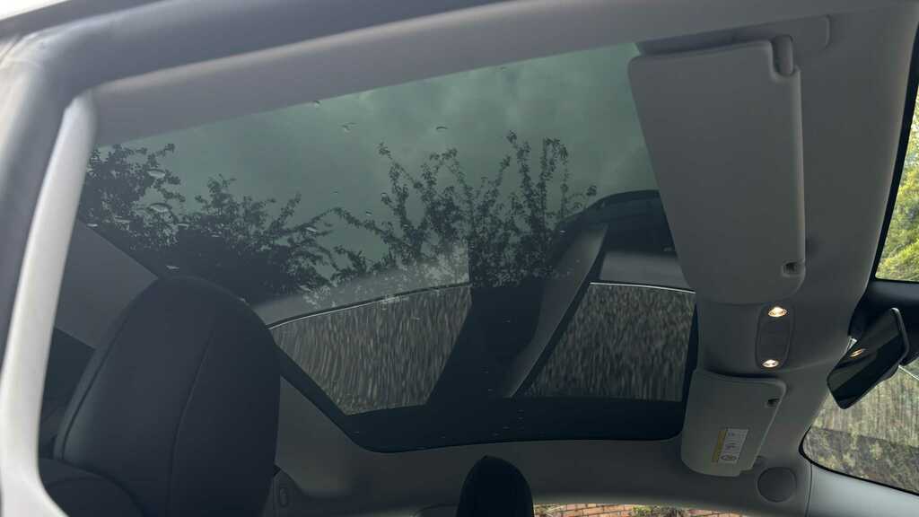 Tesla Model 3 Saloon Grey #13