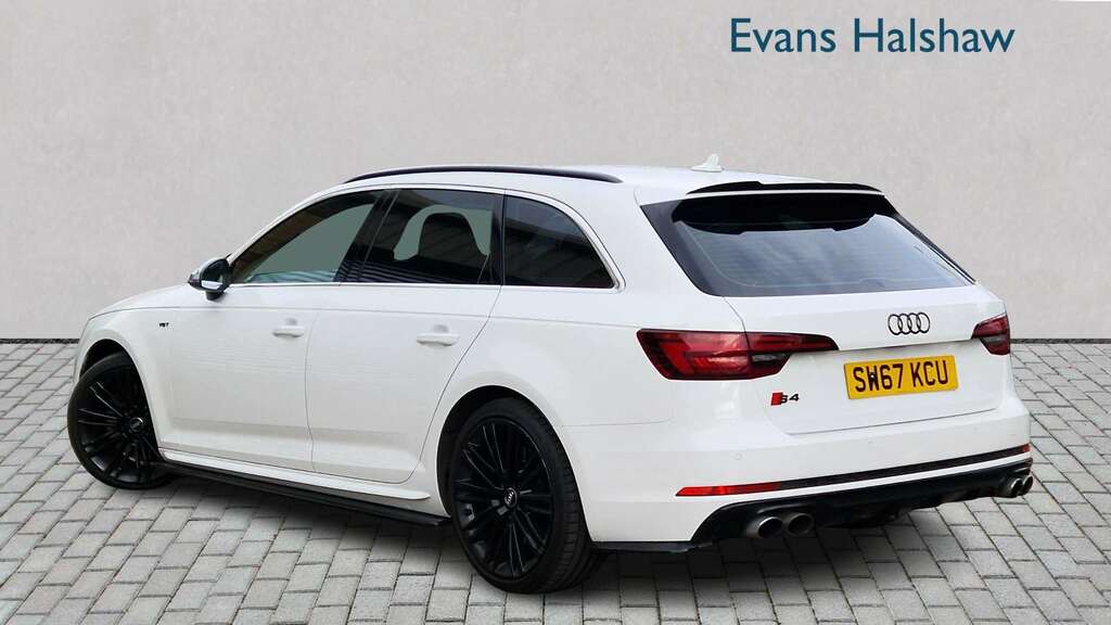 Audi A4 S4 Quattro Tip Tronic 2018 White #2