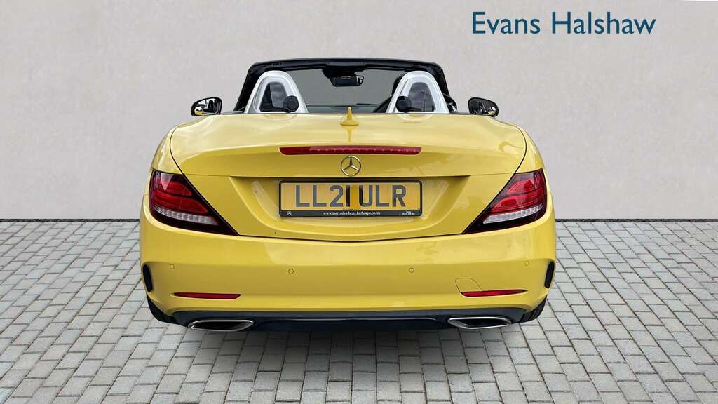 Mercedes-Benz SLC 200 Final Edition Premium 2021 Yellow #6