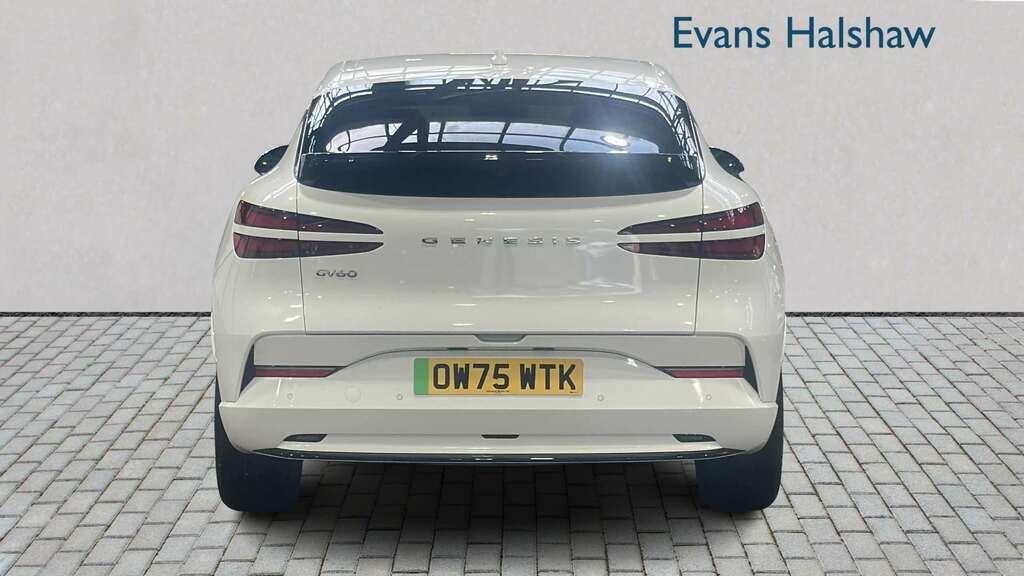 Genesis GV60 168Kw Pure 84Kwh 2025 White #5