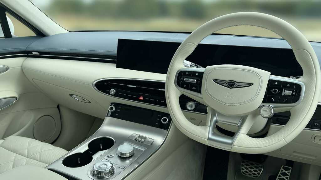 Genesis GV70 2.2D 201Ps Luxury Innovation Pack Grey #19