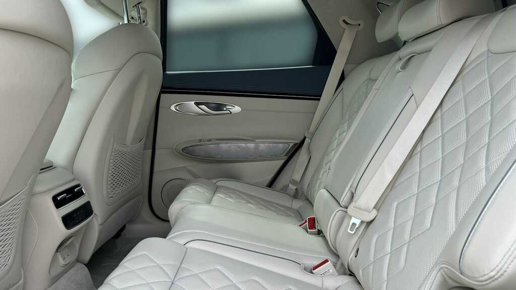 Genesis GV70 2.2D 201Ps Luxury Innovation Pack Grey #14
