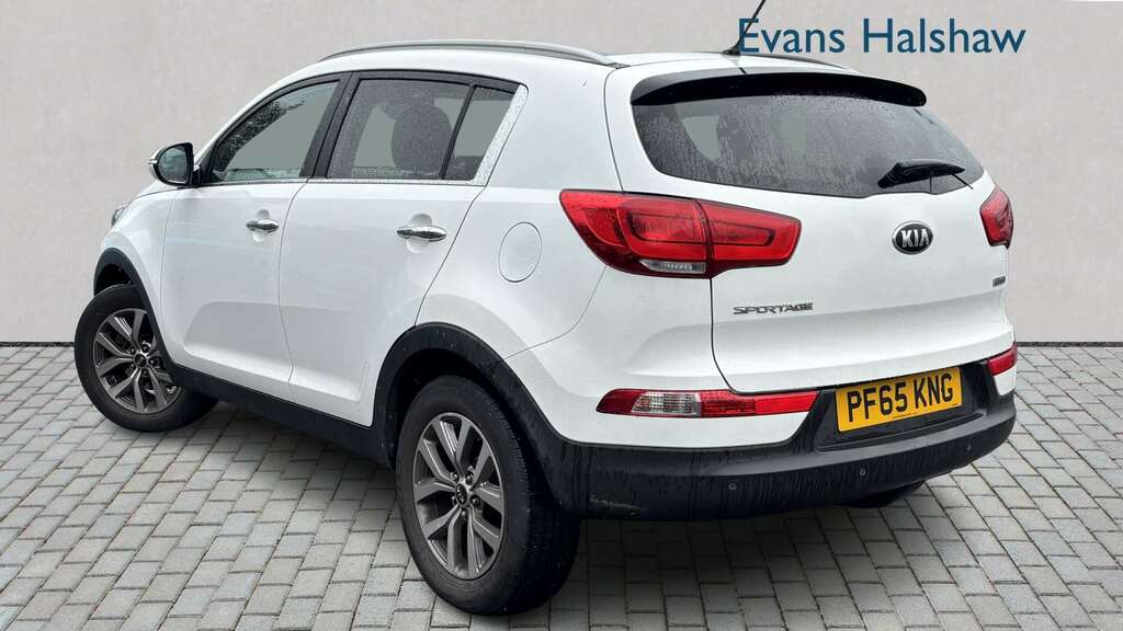 Kia Sportage 1.6 Gdi Isg 2 2016 White #2
