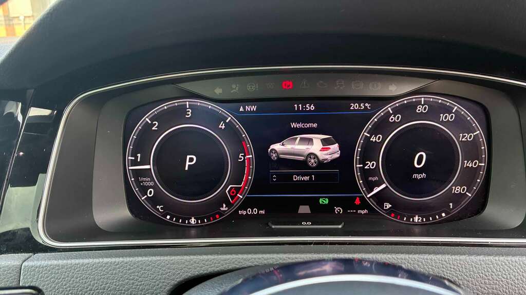 Volkswagen Golf Hatchback Red #16