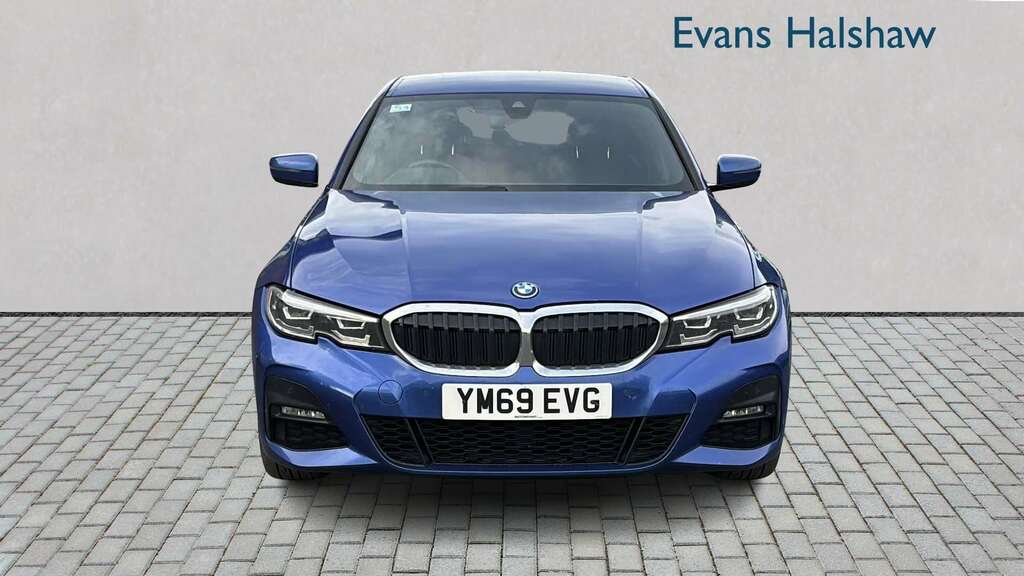 BMW 3 Series 330E M Sport 2020 Blue #4
