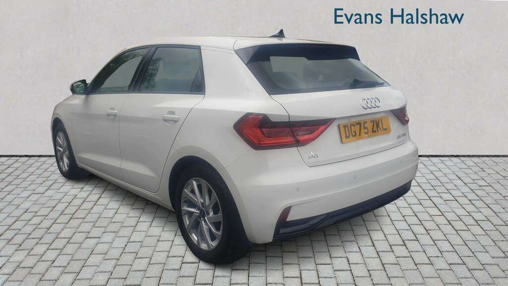 Audi A1 S Line White #8