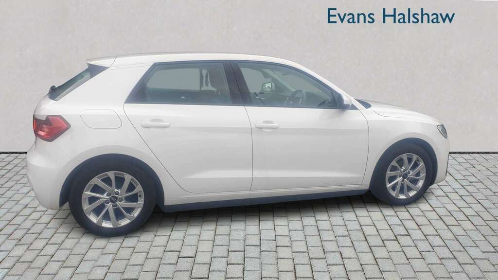 Audi A1 S Line White #13