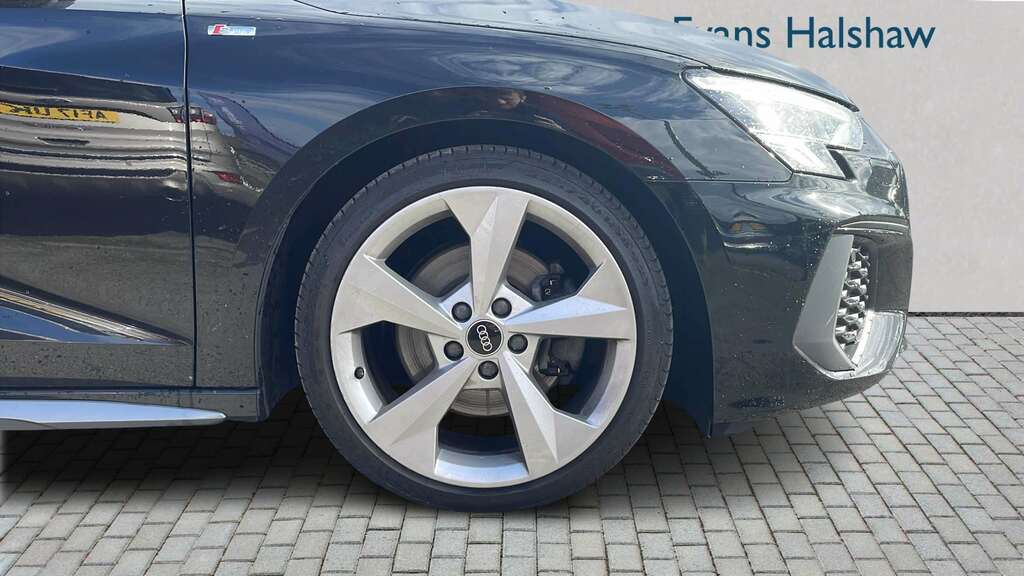 Audi A3 35 Tfsi S Line S Tronic 2021 SJ21AWD Black #5