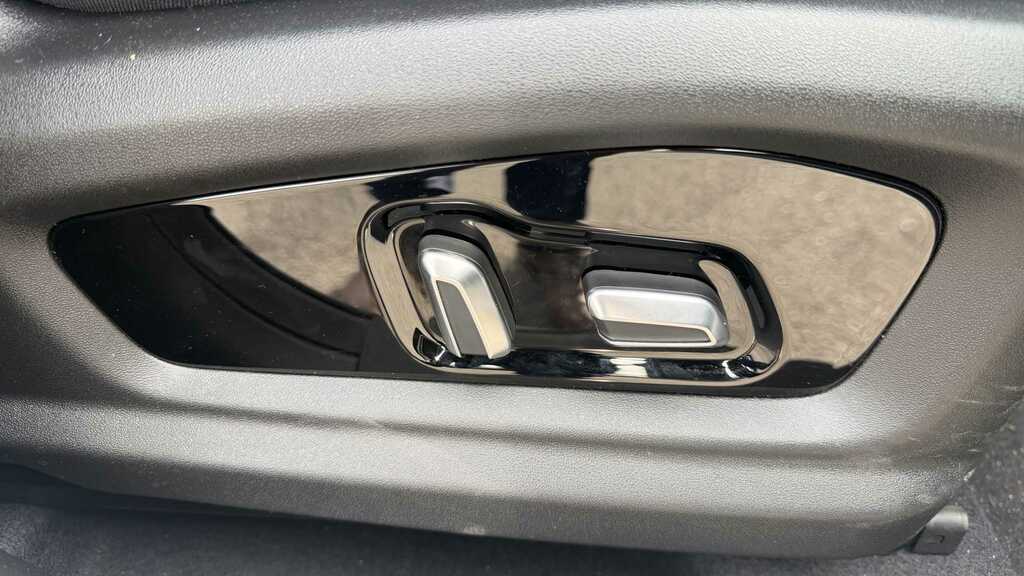 Chery Tiggo 4 Summit White #11