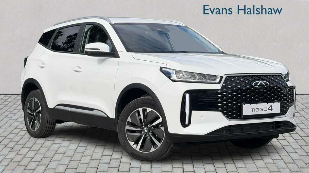 Chery Tiggo 4 1.5 Hybrid Summit Dht 2026 White