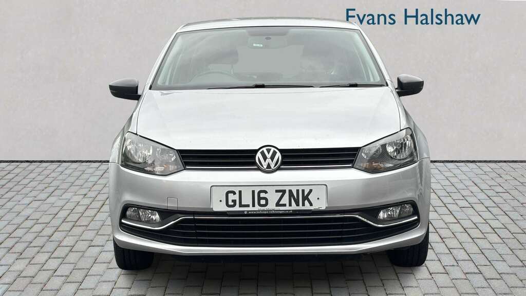 Volkswagen Polo 1.0 S Ac 2016 Silver #2