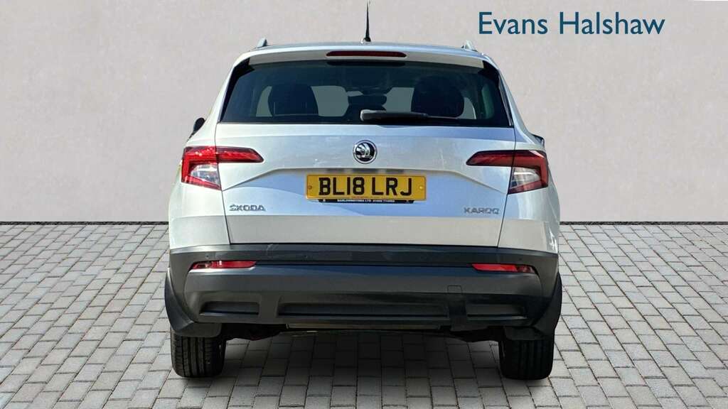 Skoda Karoq 1.0 Tsi Se 2018 Silver #6