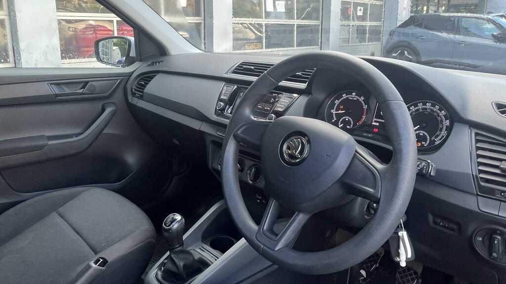 Skoda Fabia Se Blue #7