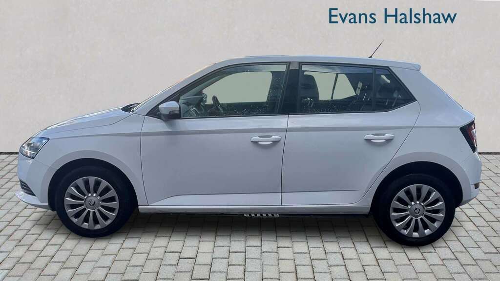Skoda Fabia 1.0 Mpi S 2019 White #6
