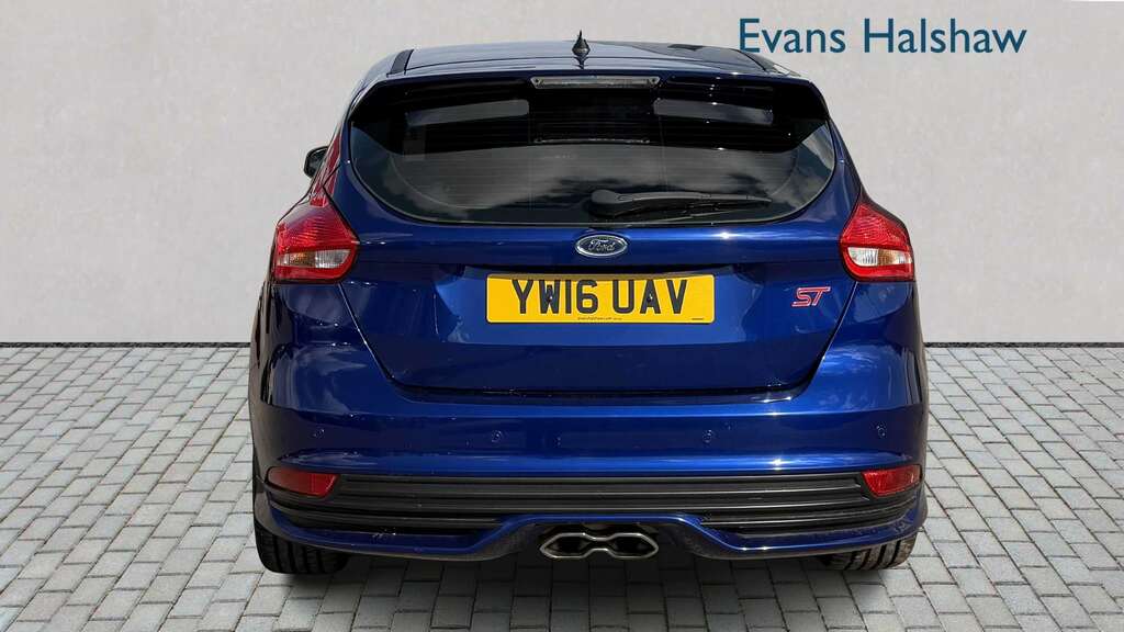 Ford Focus 2.0 Tdci 185 St-3 Navigation 2016 Blue #5