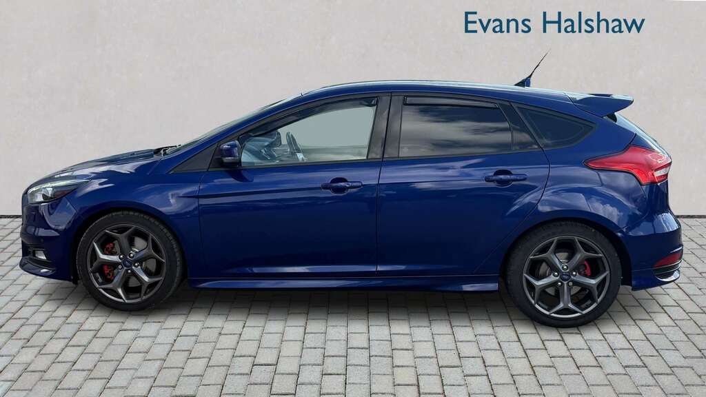 Ford Focus 2.0 Tdci 185 St-3 Navigation 2016 Blue #3