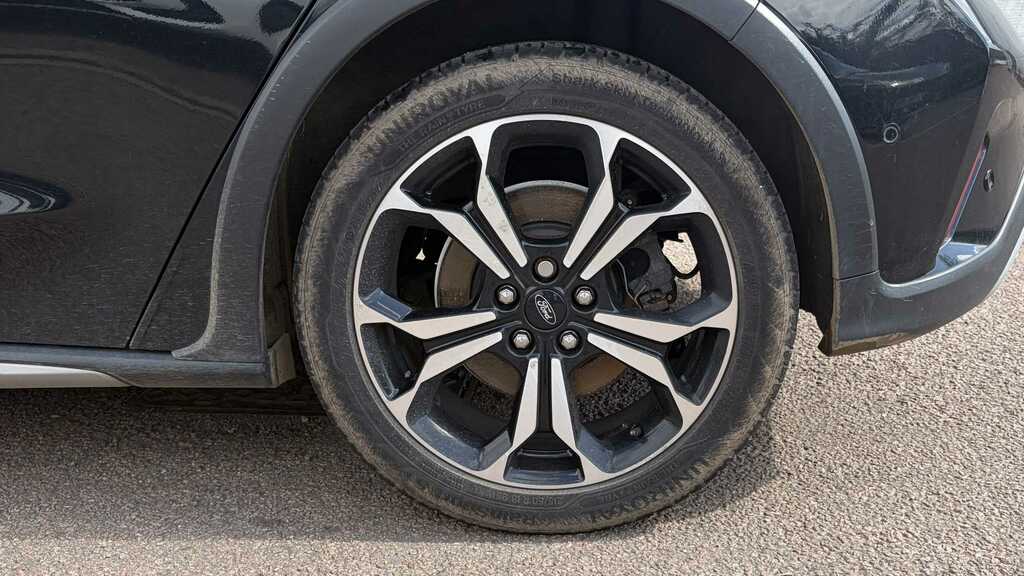 Ford Focus 1.0 Ecoboost 125 Active X 2021 Black #6