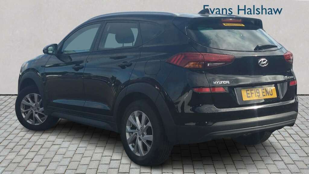 Hyundai Tucson 1.6 Gdi Se Nav 2Wd 2019 Black #2