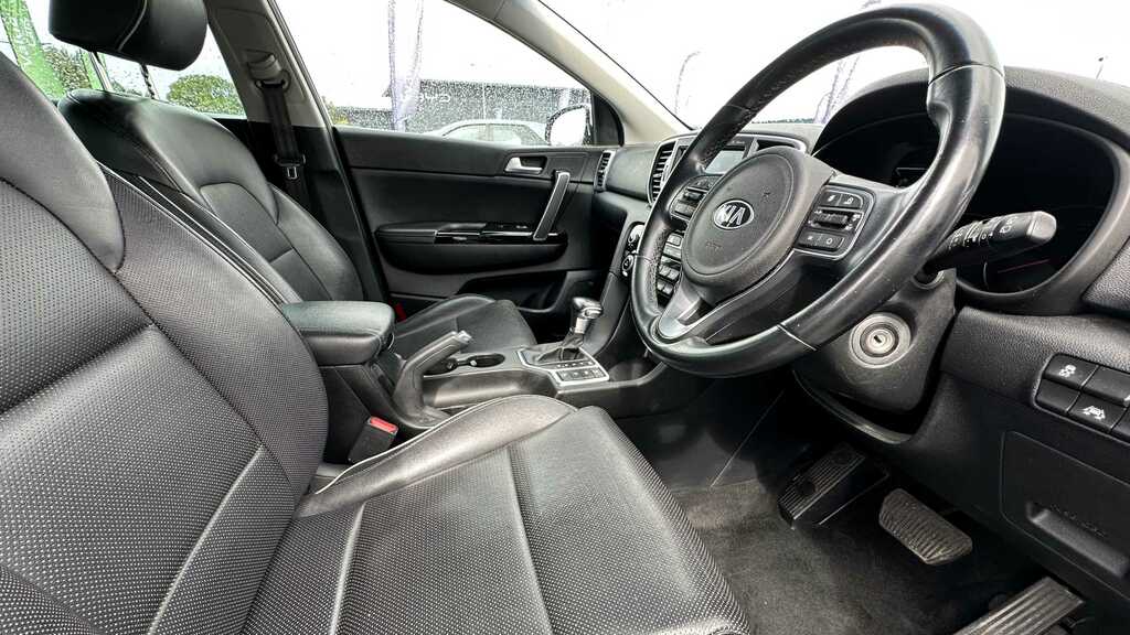 Kia Sportage 1.7 Crdi Isg 3 Dct Panoramic Roof 2017 White #6