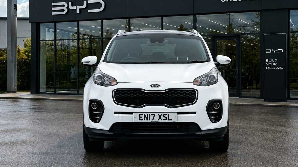 Kia Sportage 1.7 Crdi Isg 3 Dct Panoramic Roof 2017 White #3