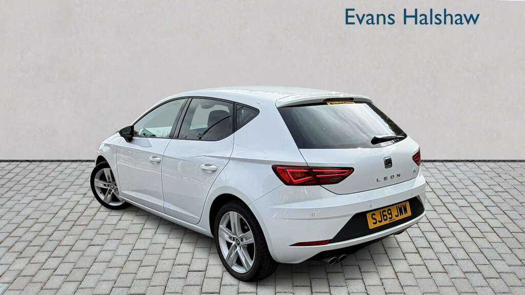 Seat Leon 1.5 Tsi Evo Fr Ez 2019 White #2