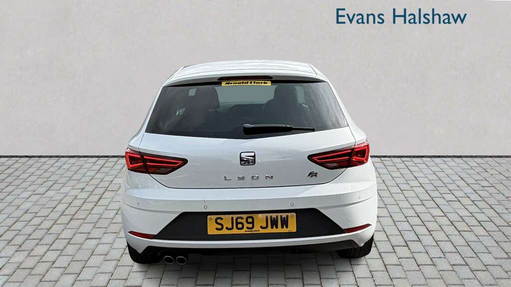 Seat Leon 1.5 Tsi Evo Fr Ez 2019 White #3