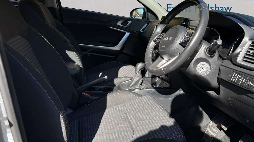 Kia Ceed 1.5T Gdi Isg 2 2023 Silver #3