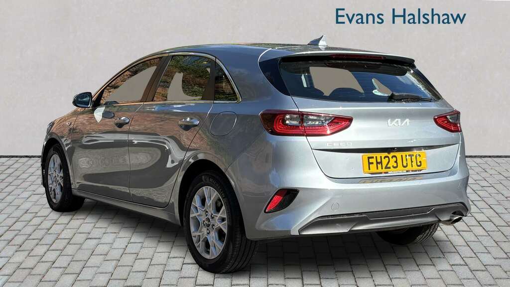 Kia Ceed 1.5T Gdi Isg 2 2023 Silver #2