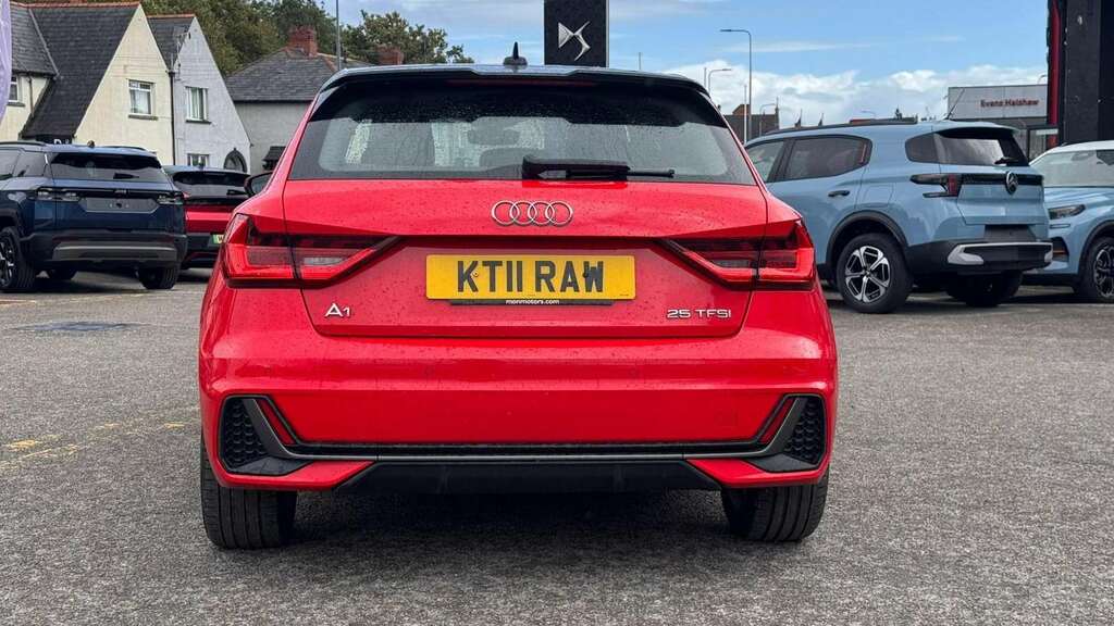 Audi A1 30 Tfsi 110 Technik White #3
