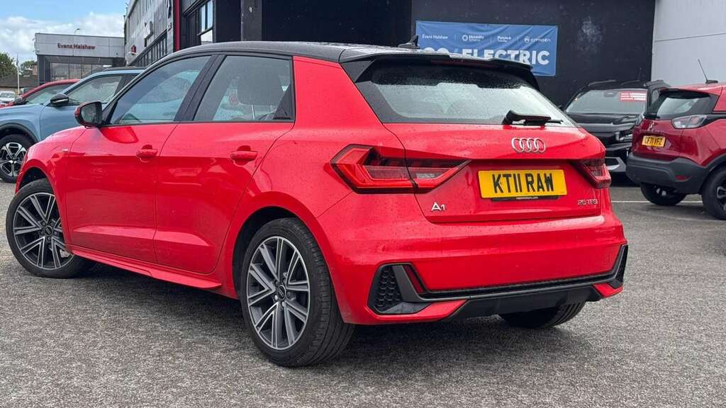 Audi A1 30 Tfsi 110 Technik White #4