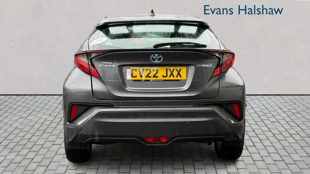 Toyota C-Hr 1.8 Hybrid Icon Cvt 2022 Grey #5