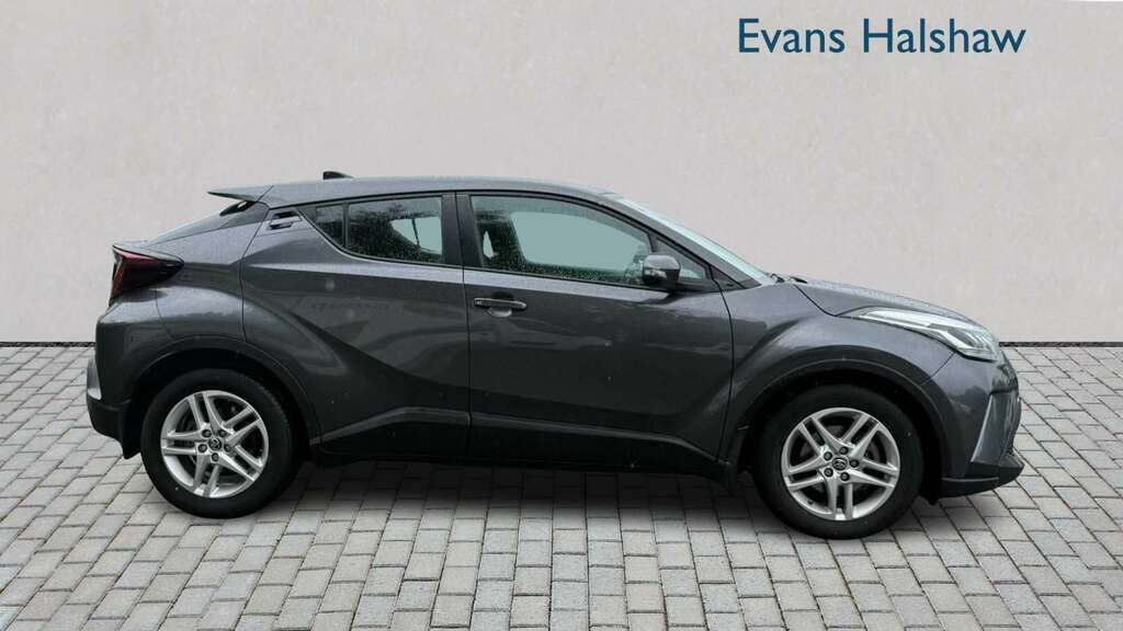 Toyota C-Hr 1.8 Hybrid Icon Cvt 2022 Grey #4