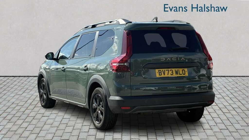 Dacia Jogger 1.6 Hev Extreme 2023 Green #2