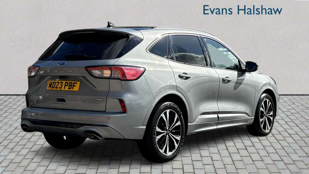 Ford Kuga 2.5 Fhev St-line X Edition Cvt 2023 Silver #2