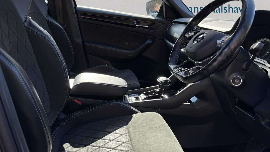 Skoda Kodiaq 2.0 Tdi 200 Sport Line 4X4 Dsg 7 Seat 2021 Grey #3
