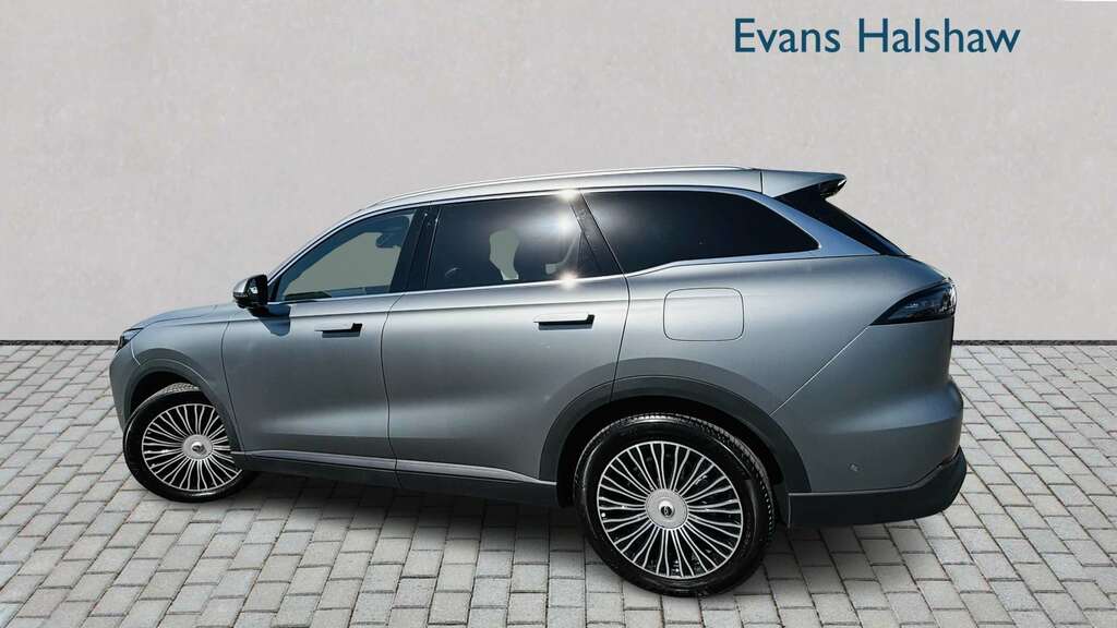 Chery Tiggo 9 1.5T Phev Summit Dht Awd 2026 Grey #2