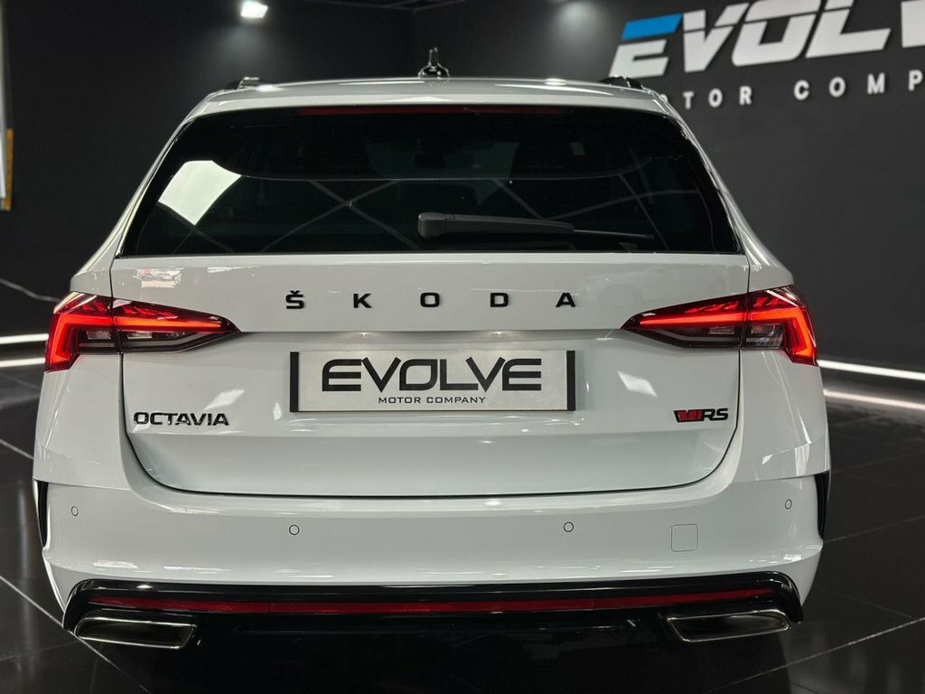 Skoda Octavia 2L Vrs SD72UME White #5