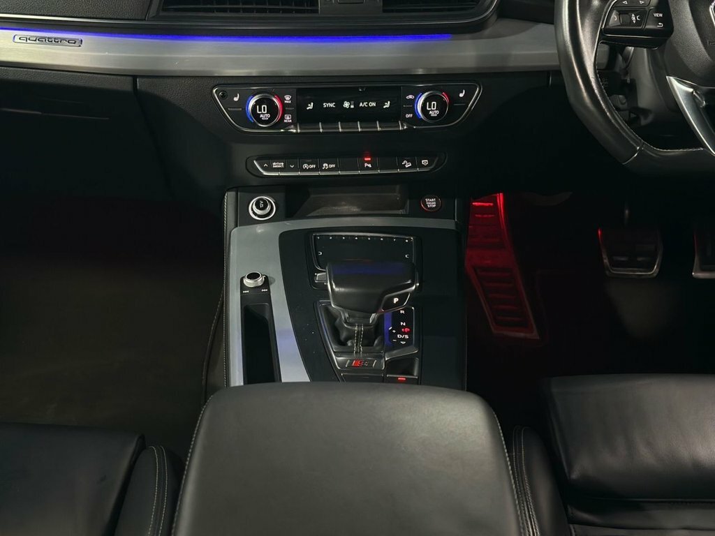 Audi SQ5 3L Null Black #3