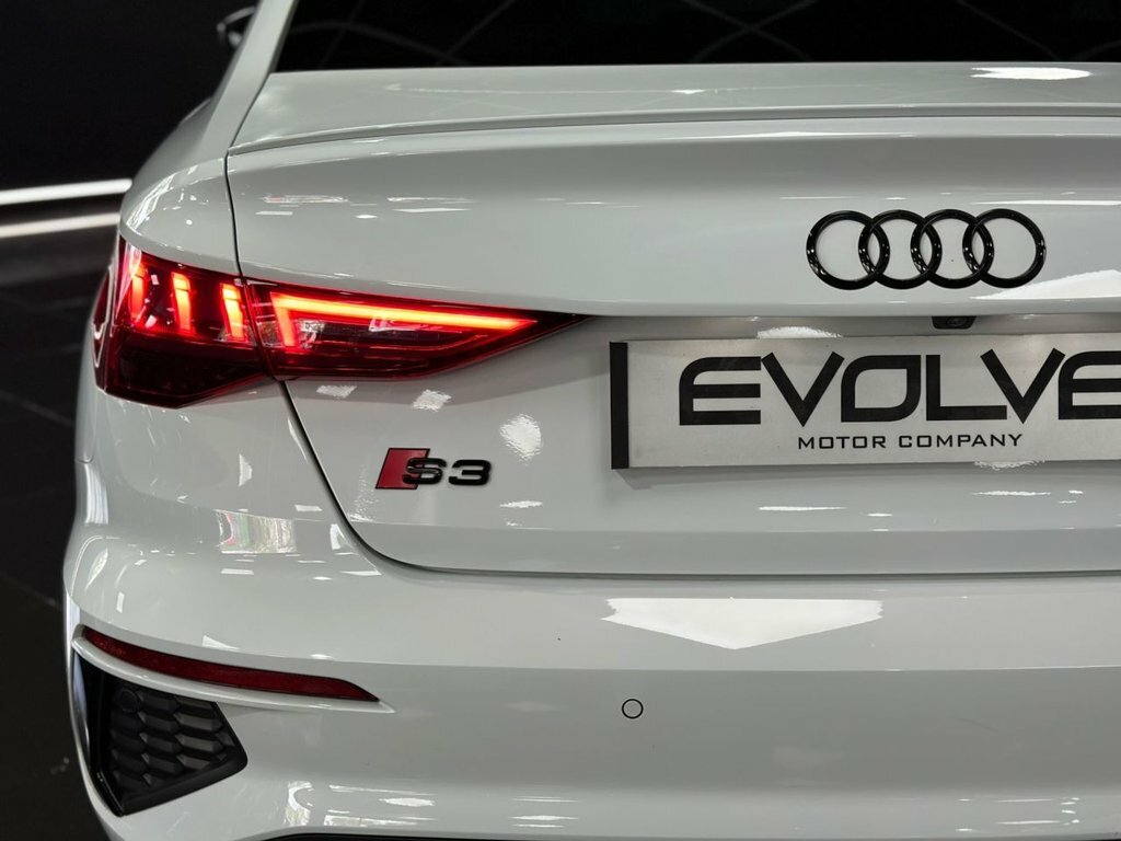 Audi S3 2L Black Edition White #5