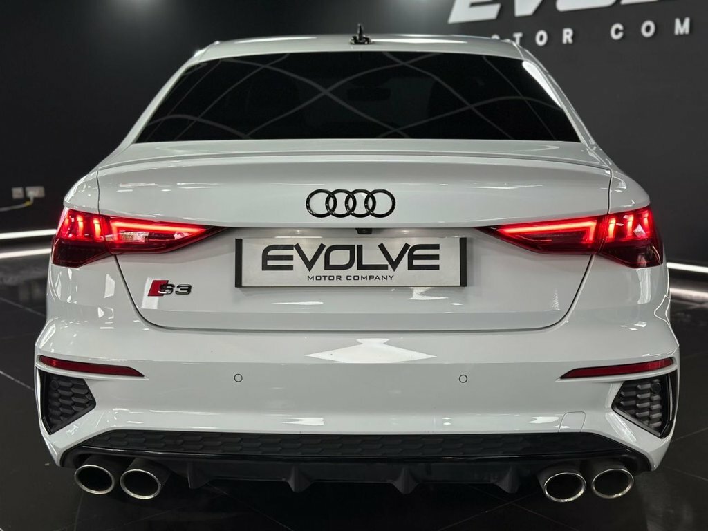 Audi S3 2L Black Edition White #4