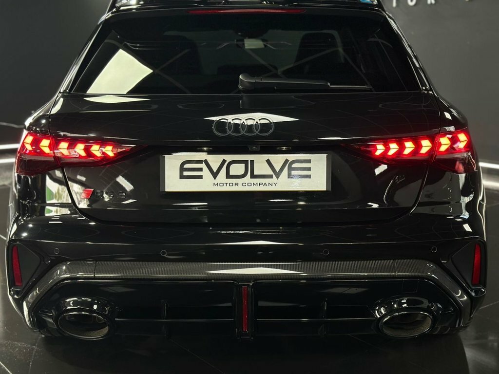 Audi RS3 2.5L Carbon Vorsprung Black #5